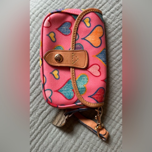 Dooney & Bourke Pink Scribble Hearts Wristlet - Picture 1 of 3